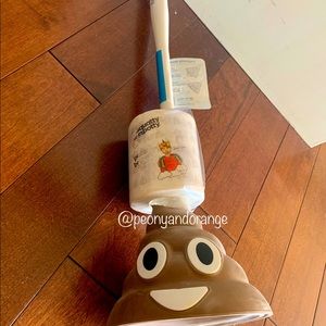 NeW POO Emoji Plunger Squatty Potty!
